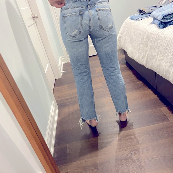 ✨SOLD✨Embellished jeans - Picture 4 of 6